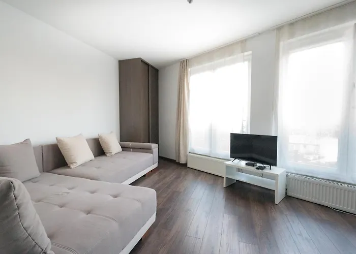 Rentplanet - Apartament Mireckiego