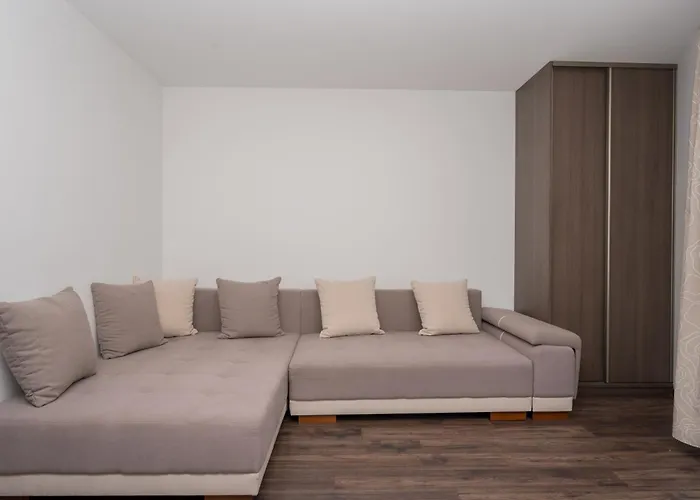 Rentplanet - Apartament Mireckiego