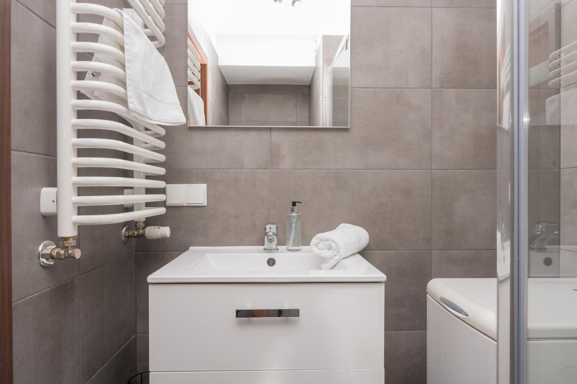 Rentplanet - Mireckiego Apartment *